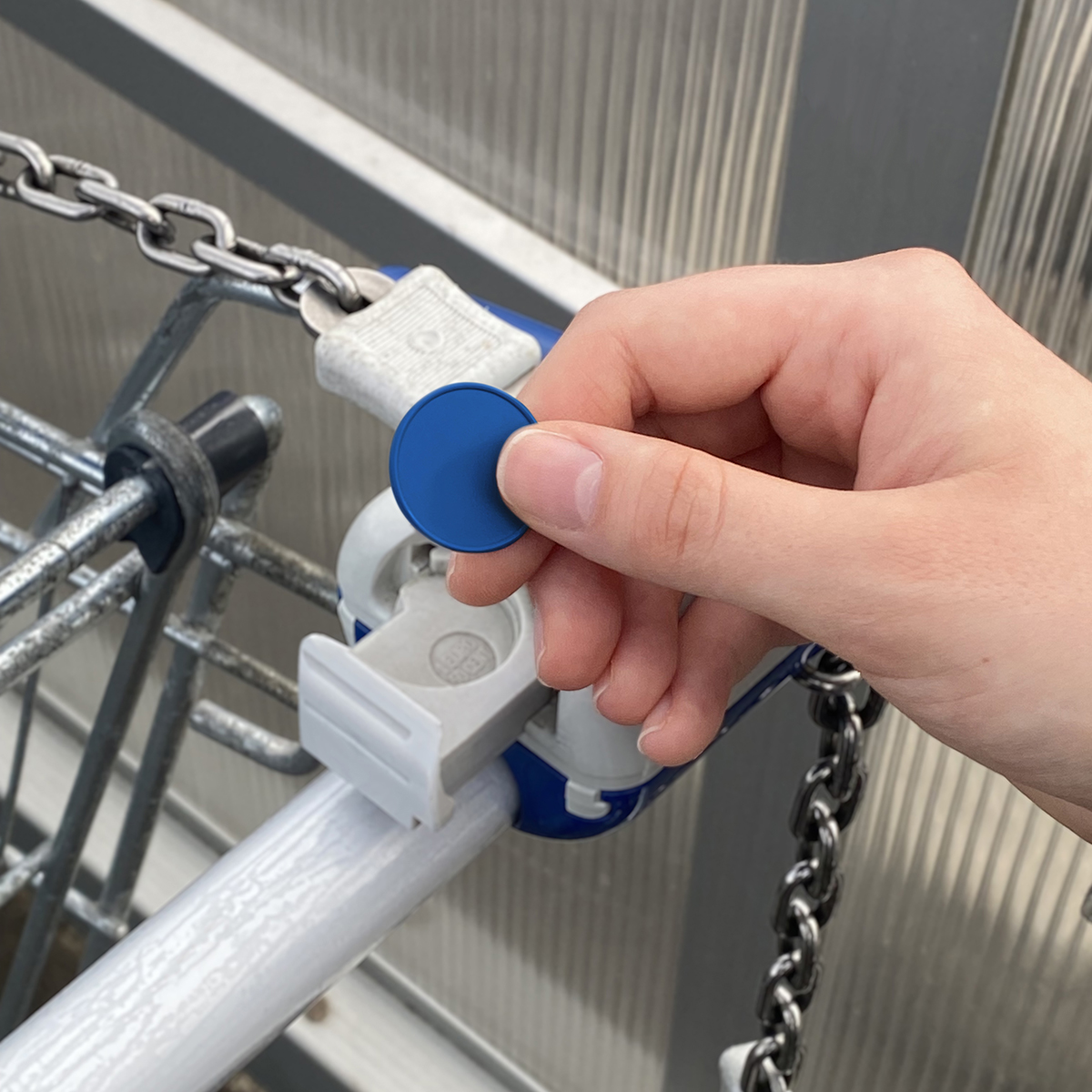 Chiphalter mit 1€-Chip "Gesicht" als Werbeartikel mit Logo bedrucken
